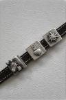 Lederarmband mit Metall Folkloresujets