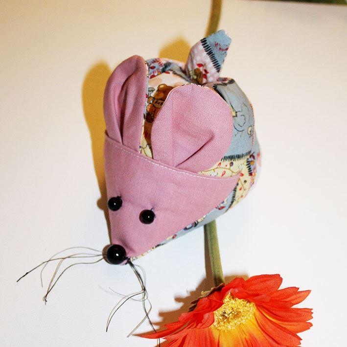 Traubenkernmaus, Traubenkernkissen, Handarbeit, Traubenkerne