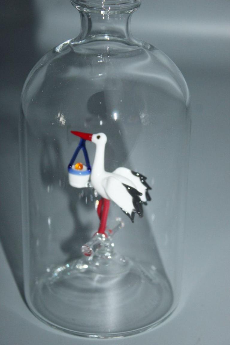Glasflasche mit Sujet innen - zur Geburt für den Vater - Sujet Storch